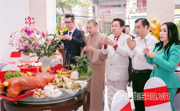 Bầu Hoà, nam vương quốc tế Nguyễn Hải Quân, Nguyễn Hải Quân, Sao Việt