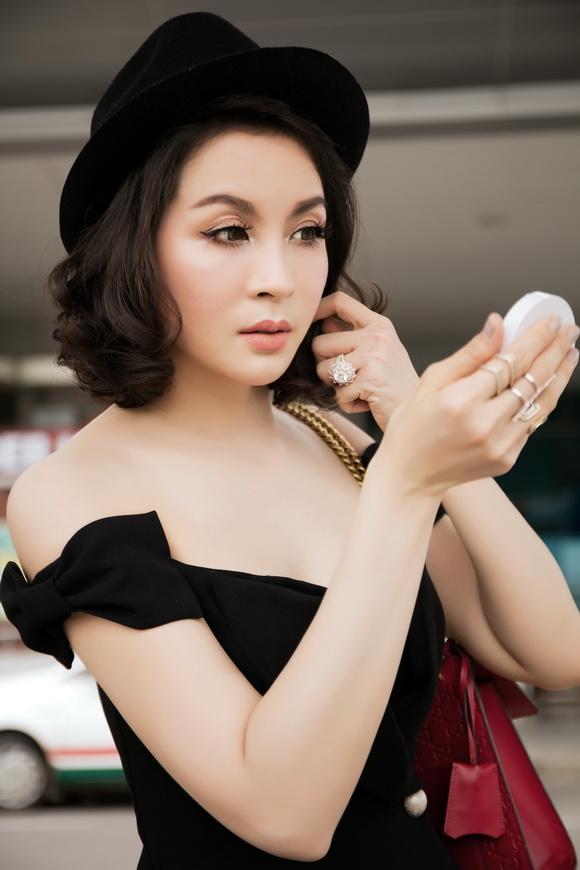 Mc thanh mai,diễn viên thanh mai,thanh mai khoe ngực đầy