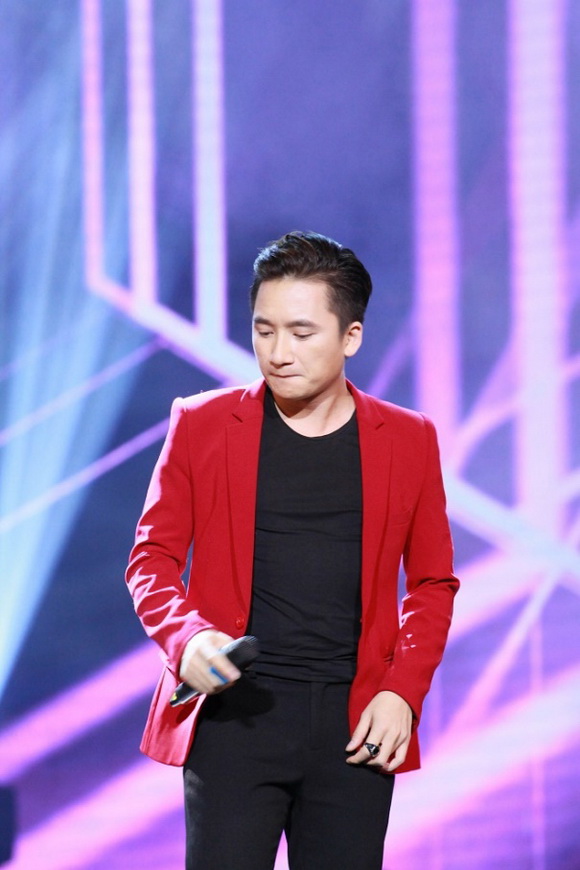 dang-quang-watch-1411-6-ngoisao.vn-w580-h870 4 MC Phan Anh, Đăng quang watch, Đồng hồ Đăng Quang