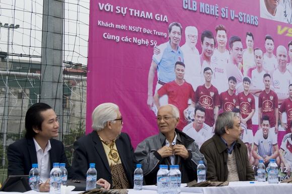 v-stars-club-1411-16-ngoisao.vn-w580-h386 4 Diễn viên Duy Thanh, V-Stars Club, Như Thuần, Sao Việt