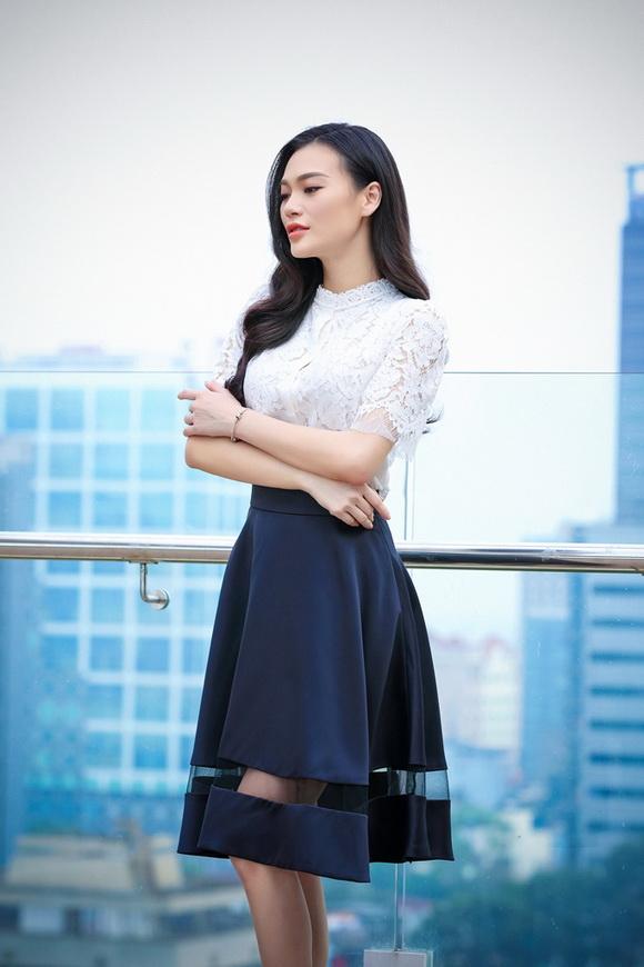 cao-thuy-linh-1911-1-ngoisao.vn-w580-h870 9 Hương Collection, Thời trang Hương Collection, Cao Thùy Linh