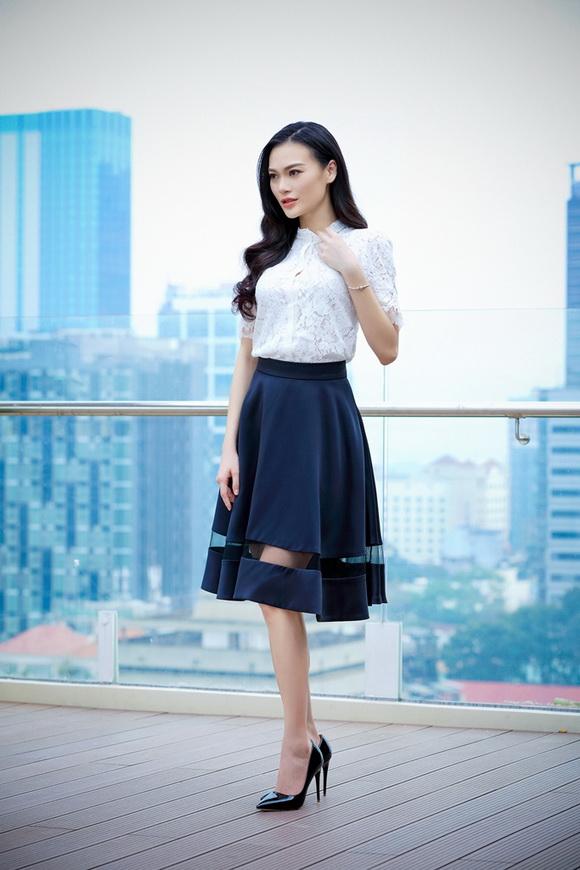 cao-thuy-linh-1911-2-ngoisao.vn-w580-h870 8 Hương Collection, Thời trang Hương Collection, Cao Thùy Linh