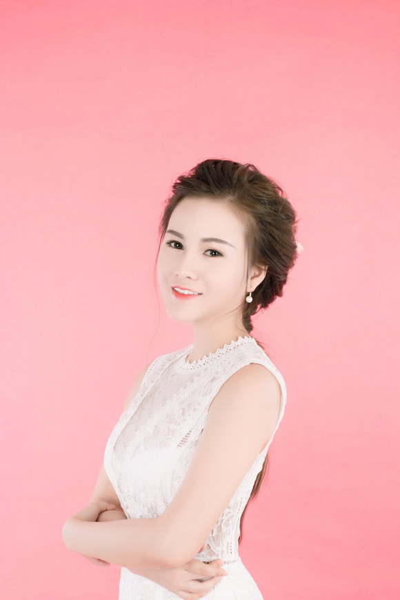 Thy Trang, doanh nhân 9X, Doanh nhân Thy Trang, Mỹ phẩm Gold Linh Sam