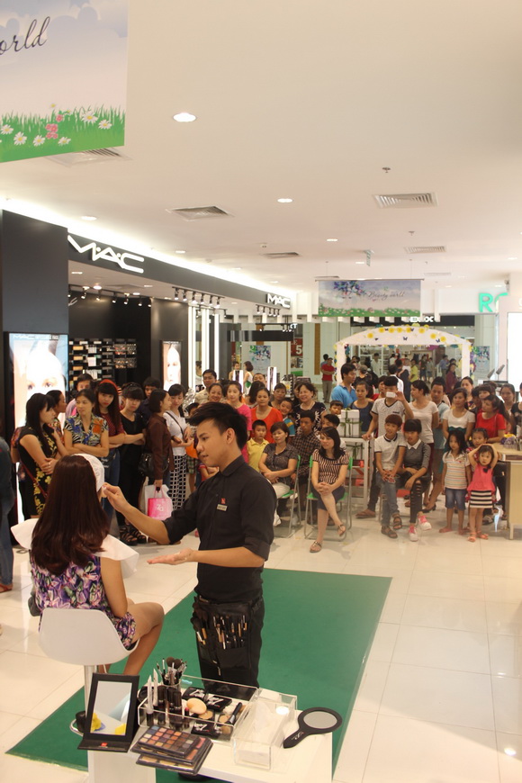 Robins Royal City, Black Friday, Ngày hội mua sắm, Ngày hội giảm giá