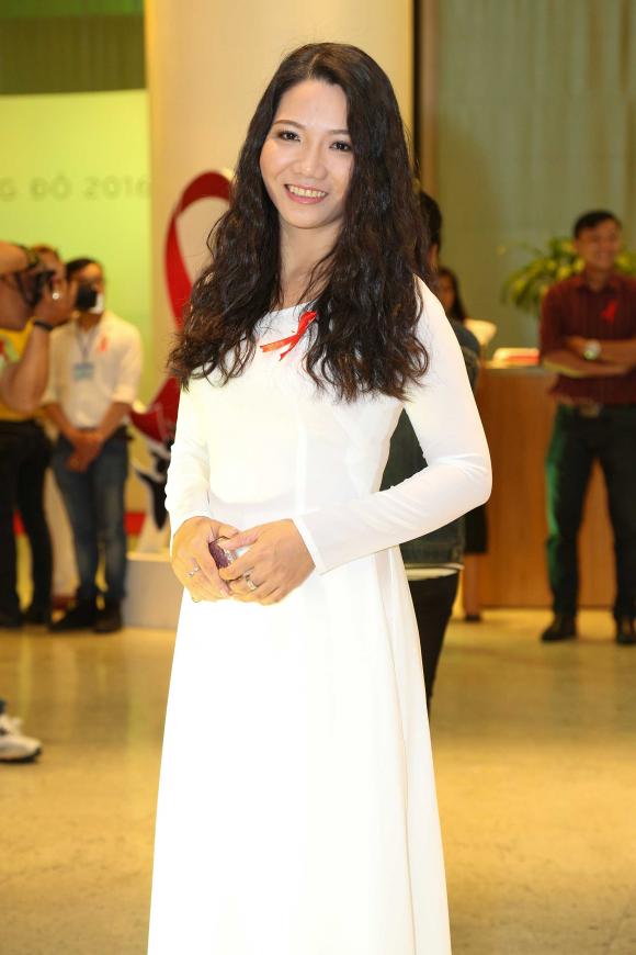 Ngọc Thanh Tâm, Văn Mai Hương,  Dải băng đỏ 2016