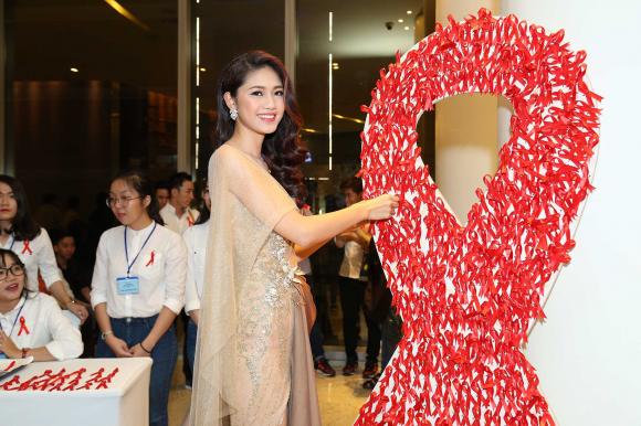 Ngọc Thanh Tâm, Văn Mai Hương,  Dải băng đỏ 2016