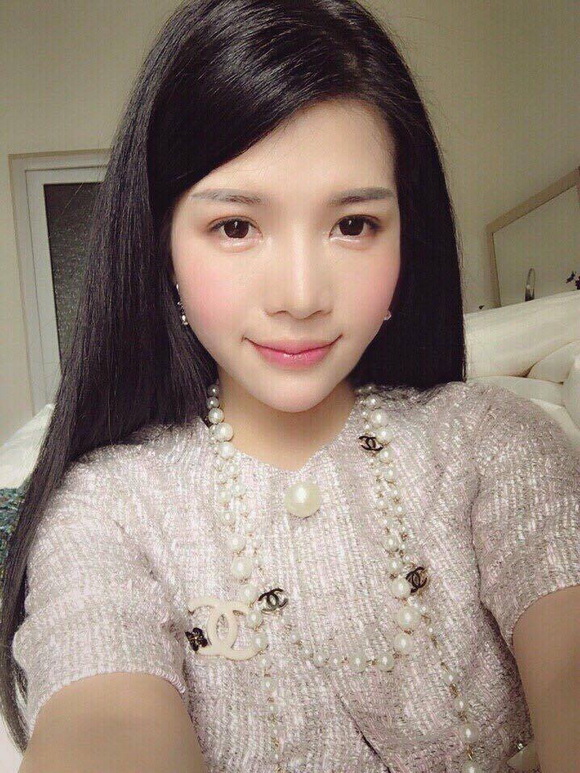 Mc nhã uyên,nhac uyên tinh tế,fashionista nhã uyên