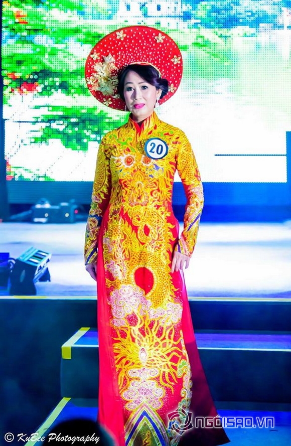 Lisa Loan Nguyễn, Hoa hậu Lisa Loan Nguyễn, Hoa hậu Việt Nam áo dài tại Mỹ