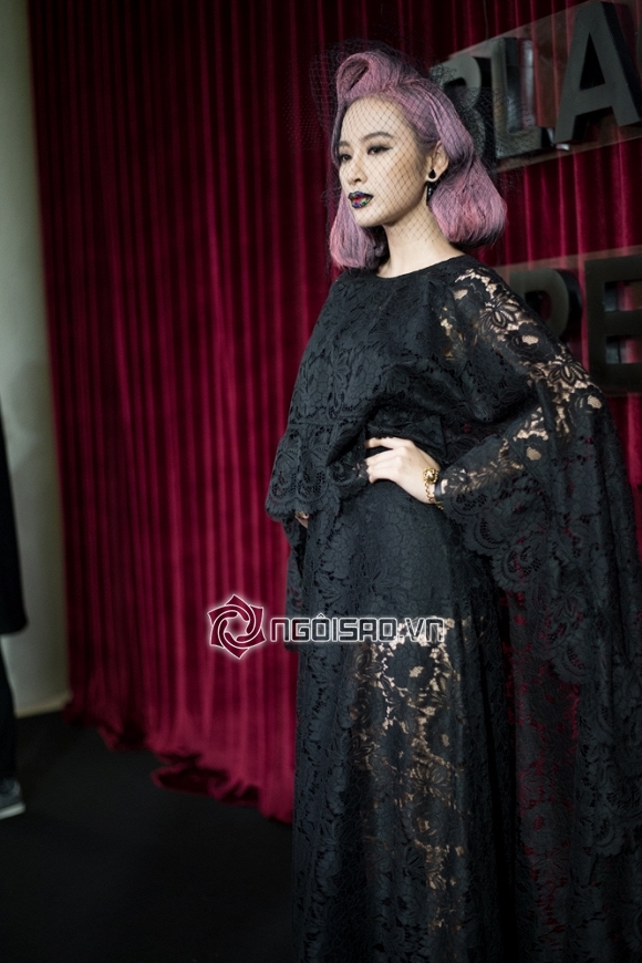 show Đỗ Mạnh Cường, Angela Phương Trinh, ma nữ tóc hồng, sao trên thảm đỏ, The Little Black Dress