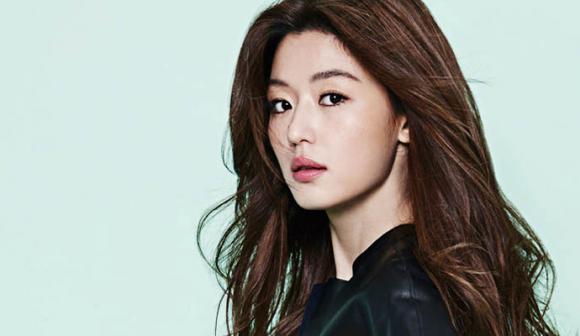 Jun Ji Hyun , Jun Ji Hyun nữ hoàng quảng cáo 2016, Jun Ji Hyun cát xê khủng, minh tinh Trái đất Jun Ji Hyun