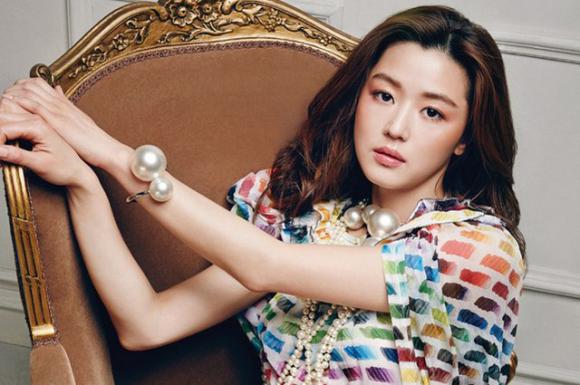 Jun Ji Hyun , Jun Ji Hyun nữ hoàng quảng cáo 2016, Jun Ji Hyun cát xê khủng, minh tinh Trái đất Jun Ji Hyun