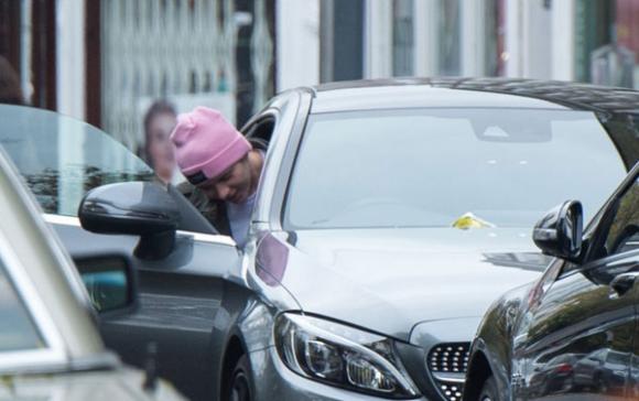 Cậu cả nhà Becks, Brooklyn Beckham, Brooklyn Beckham nhận vé phạt đỗ xe, Brooklyn Beckham đỗ xe sai nơi quy định