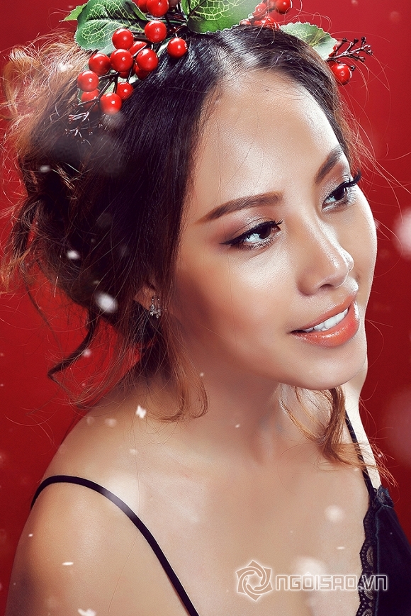 MC Đỗ Phương Thảo trổ tài làm bánh Giáng sinh tặng thực khách tại nhà hàng Cỏ Tranh 0 MC Đỗ Phương Thảo, Đỗ Phương Thảo, Nhà hàng Cỏ Tranh, bò tơ Củ Chi, MC Do Phuong Thao