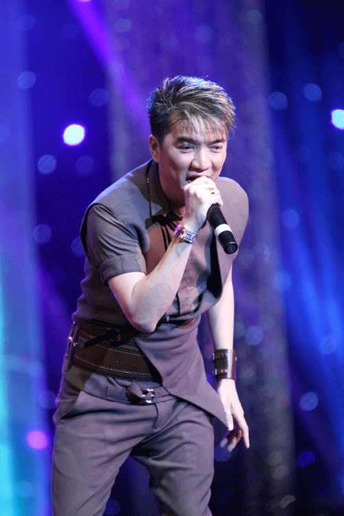 dam-vinh-hung-phunutodayvn-ngoisao.vn-w500-h750 0 sao việt, cuộc thi ngôi sao, đàm vĩnh hưng, minh hằng, ca sĩ việt, sao việt từng thất bại