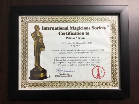 Palmas Nguyen, Ảo thuật gia Palmas Nguyen, Nguyễn Minh Phương