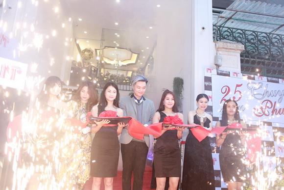 Nhà tạo mẫu tóc Minh Phương, Tạo mẫu tóc, Tóc Minh Phương, Chuyện của Phương