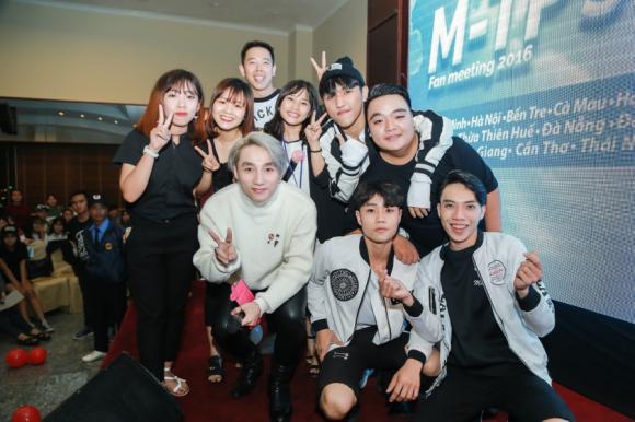 Sơn Tùng M-TP, Sơn Tùng M-TP xăm hình, ca sĩ Sơn Tùng M-TP, sao Việt