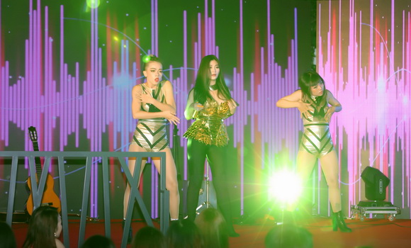 pham-thanh-truc-2012-3-ngoisao.vn-w580-h350 4 Phạm Thanh Trúc, Diễn viên Phạm Thanh Trúc, sao Việt