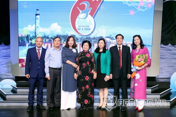 Phùng Thị Thu Thủy, Doanh nhân Phùng Thị Thu Thủy, Áo dài Peony