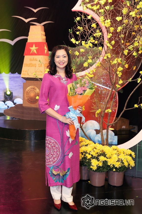 Phùng Thị Thu Thủy, Doanh nhân Phùng Thị Thu Thủy, Áo dài Peony