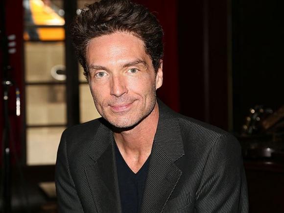 sao ngoại, Richard Marx, ca sĩ Richard Marx, Richard Marx khống chế hành khách nổi loạn