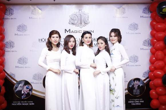 magic-skin-2212-10-ngoisao.vn-w580-h387 1 Magic Skin, Mỹ phẩm Magic Skin, Đào Minh Châu, Nguyễn Vi Anh