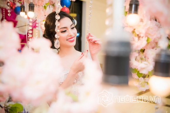 huyen-sam-2612-10-ngoisao.vn-w580-h387 3 Huyền Sâm, Nữ hoàng tài năng Huyền Sâm, Sao Việt