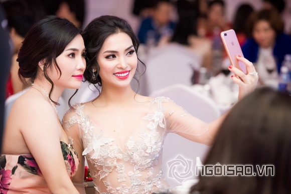 huyen-sam-2612-5-ngoisao.vn-w580-h387 8 Huyền Sâm, Nữ hoàng tài năng Huyền Sâm, Sao Việt
