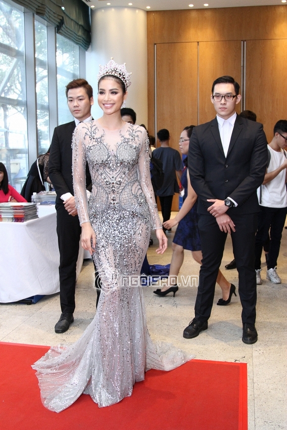 Phạm Hương, Hoa hậu Phạm Hương, Hoa hậu Hoàn vũ 2017, Hoa hậu Hoàn vũ Việt Nam 2017