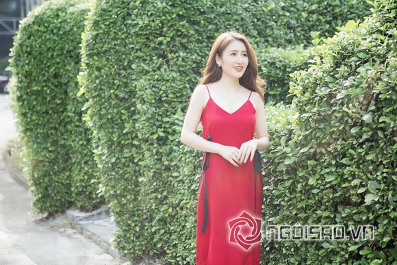 Viên Hoàng Thu, Hoa hậu điện ảnh Viên Hoàng Thu, Sao Việt