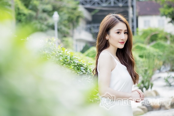 Viên Hoàng Thu, Hoa hậu điện ảnh Viên Hoàng Thu, Sao Việt