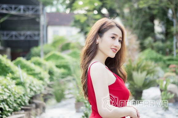 Viên Hoàng Thu, Hoa hậu điện ảnh Viên Hoàng Thu, Sao Việt