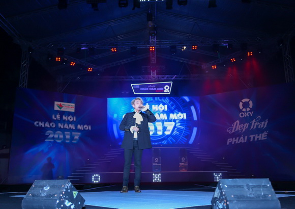 Unlimited X’mas, Sơn Tùng M-TP, Hari Won, Sao Việt