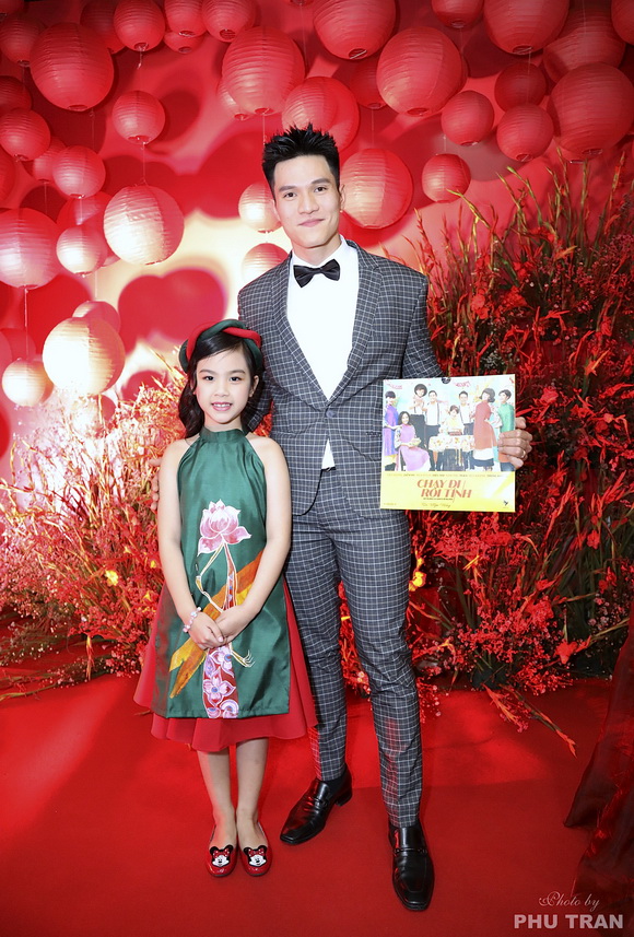 sieu-mau-nhi-ngoc-anh-2912-1-ngoisao.vn-w580-h857 11 Siêu mẫu nhí Ngọc Anh, Sao Việt, NTK Phương Nguyễn Silk