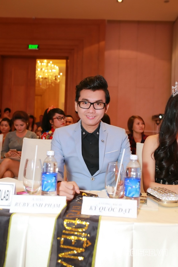 Ký Quốc Đạt, Á vương Ký Quốc Đạt, Sao Việt