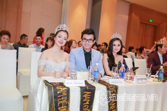 Ký Quốc Đạt, Á vương Ký Quốc Đạt, Sao Việt