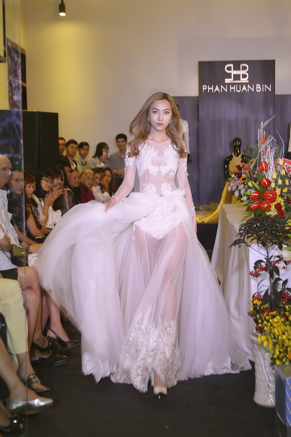 Sen Nhi Thu, Người mẫu Sen Nhi Thu, Sao Việt