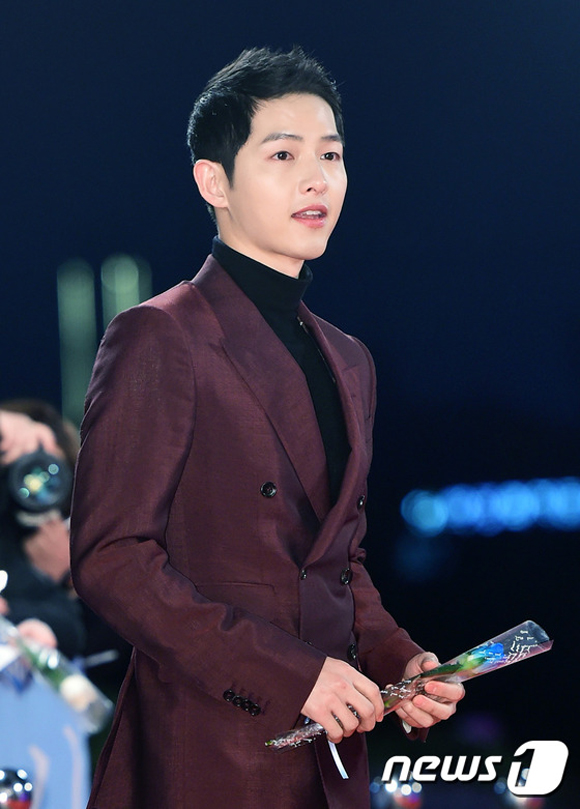 Song Hye Kyo, KBS Drama Awards 2016, Song Joong Ki, sao hàn