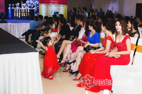 Vi Nhan Ngọc, Hotgirl Vi Nhan Ngọc, Hotgirl Việt