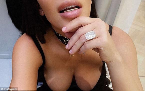 sao ngoại, Kim Kardashian, Kim Kardashian bị cướp, vụ cướp Kim Kardashian
