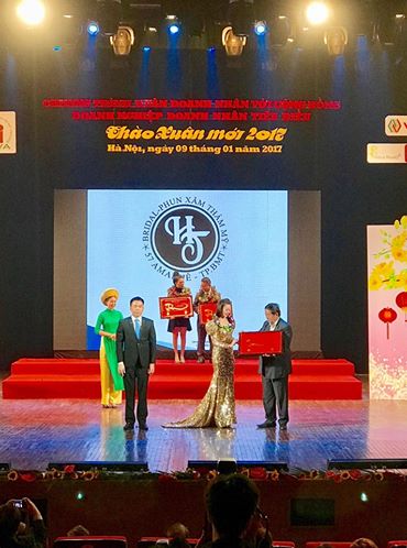 hiep-tam-161-2-ngoisao.vn-w370-h498 5 Áo cưới, phun thêu thẩm mỹ Hiệp Tâm, Phun thêu thẩm mỹ