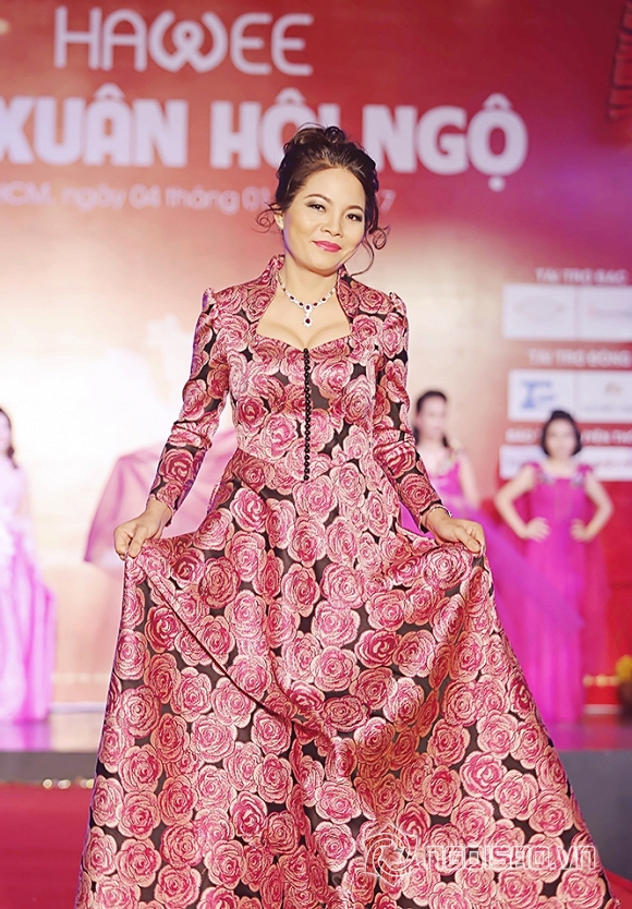 sx-1-ngoisao.vn-w666-h999.jpg 1 Thời trang Sensorial, thương hiệu Sensorial, Sắc Xuân Sensorial, Thời trang Nữ Doanh nhân Sensorial