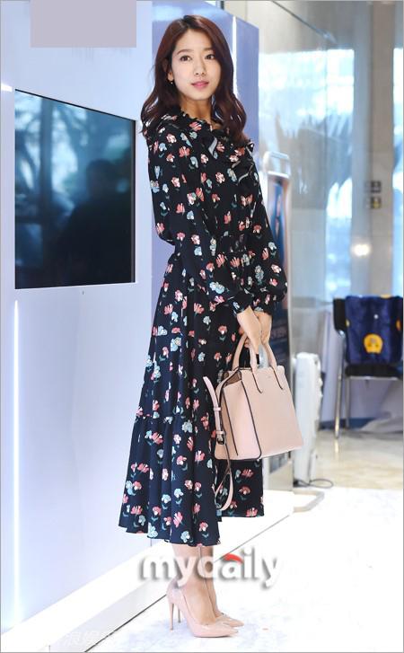 sao hàn, Park Shin Hye, diễn viên Park Shin Hye, Park Shin Hye mặc váy hoa, Park Shin Hye ảnh mới 