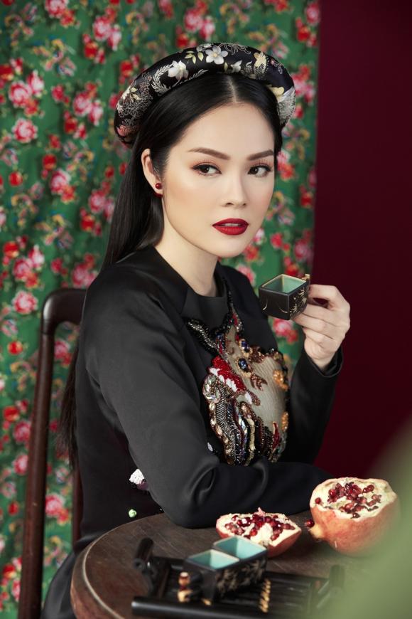 Dương Cẩm Lynh, áo dài 2017