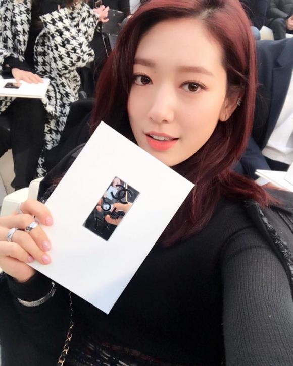 ,nữ diễn viên Park Shin Hye, G-Dragon, Chanel, sao Hàn