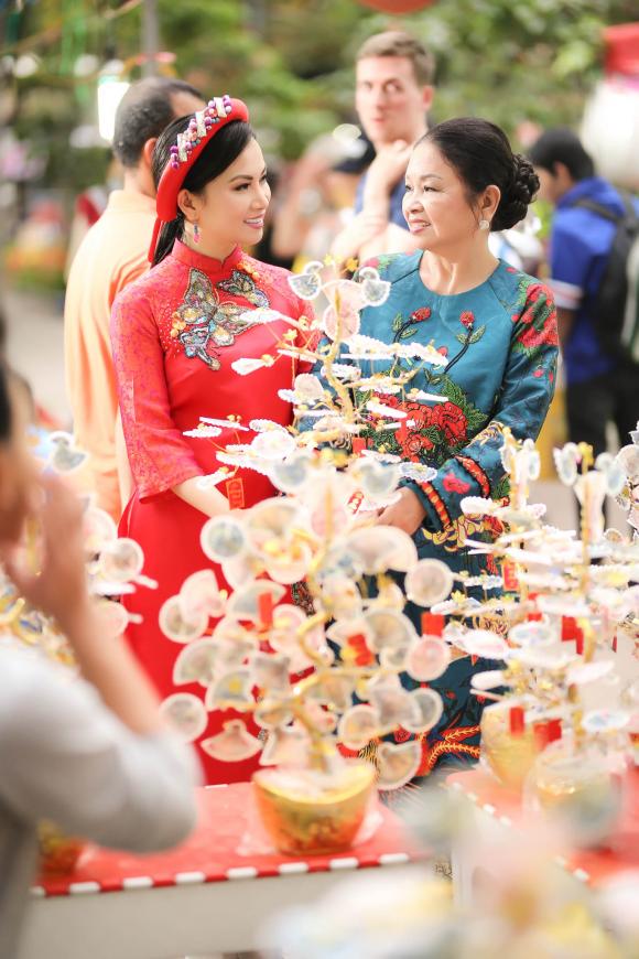 hà phương, ca sĩ, sao việt