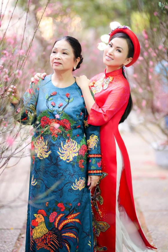 hà phương, ca sĩ, sao việt