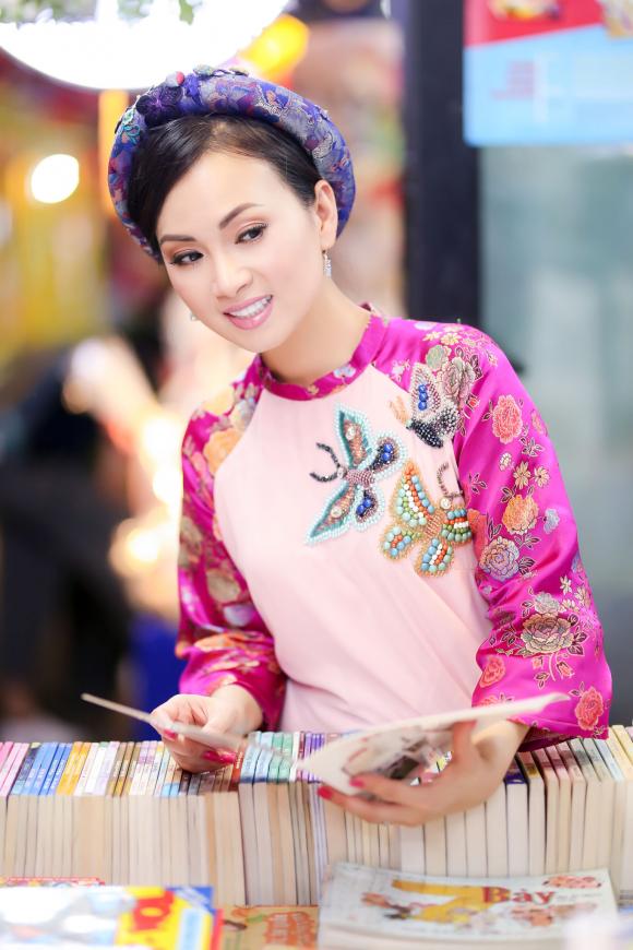 hà phương, ca sĩ, sao việt
