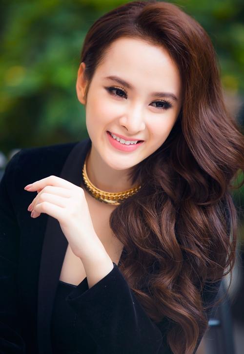 sao Việt, Angela Phương Trinh, Noo Phước Thịnh, Hoa hậu Mỹ Linh