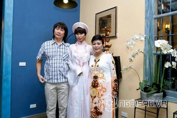 Hà Anh, siêu mẫu Hà Anh, em cùng cha khác mẹ Hà Anh